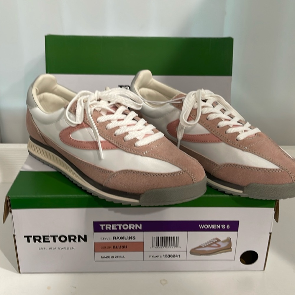 NEW TRETORN WOMENS SNEAKERS